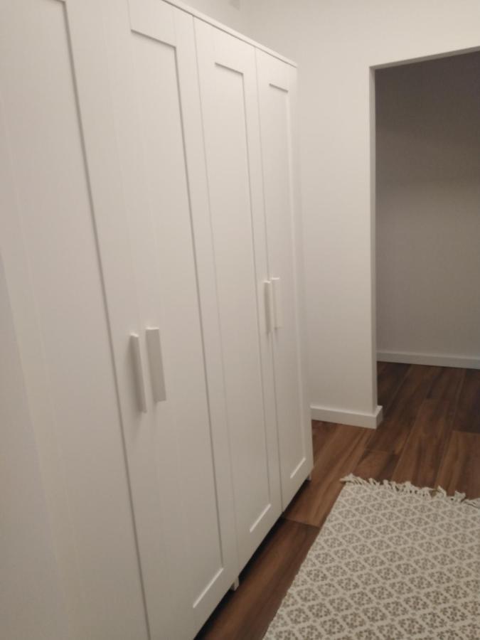 Apartment F&t *